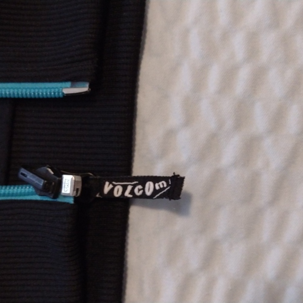 Multiple Color Volcom Zip Up Jacket Reverseable M… - image 7
